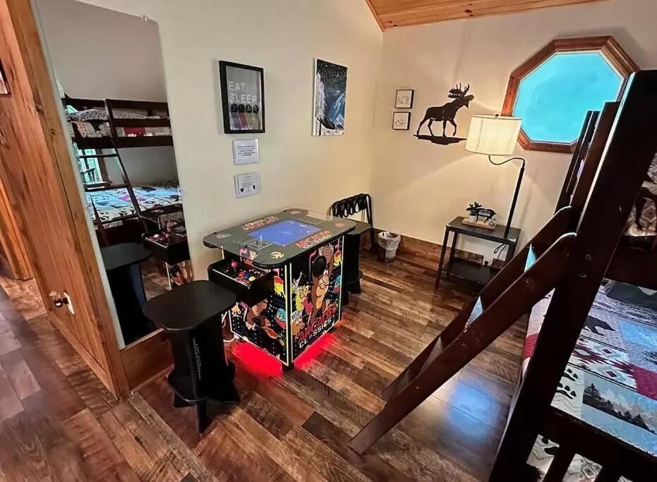 Beary Peaceful Smokies Retreat: Hot-Tub & Pools Villa Pigeon Forge Dış mekan fotoğraf